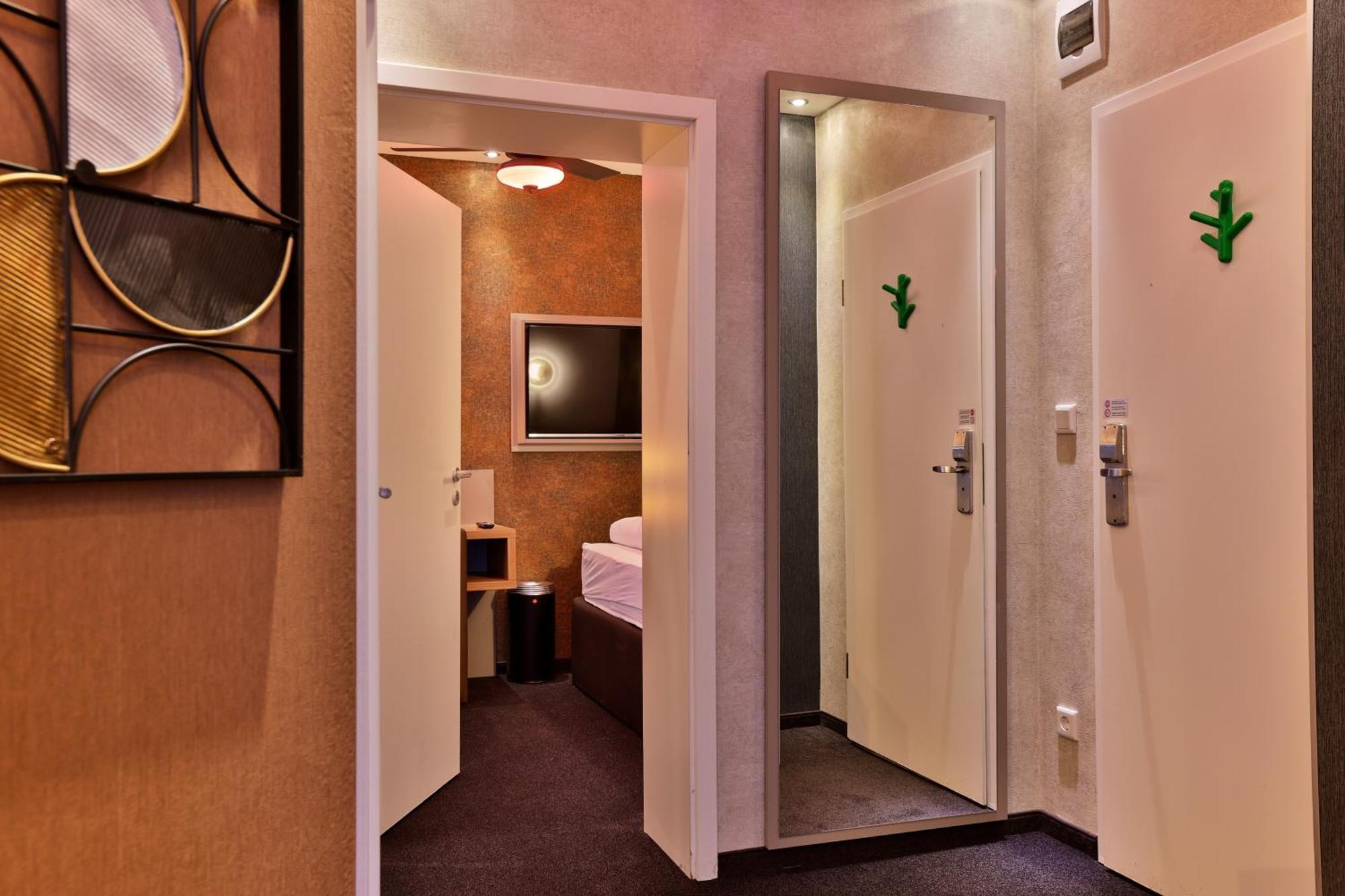 Stay-Inn Bielefeld Zentrum Exterior photo
