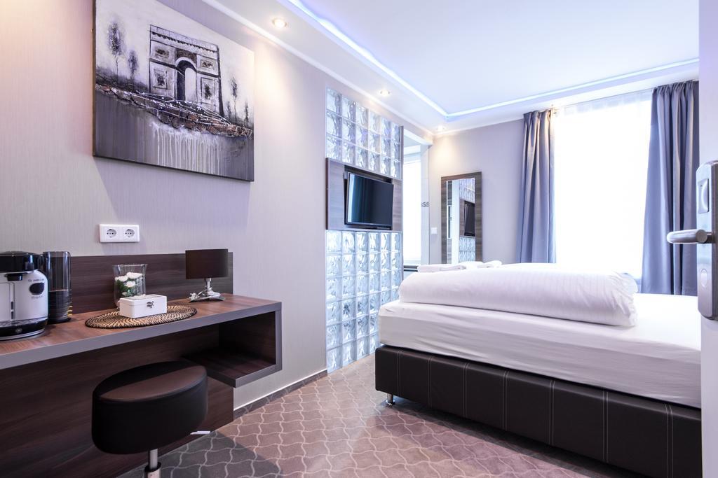 Stay-Inn Bielefeld Zentrum Exterior photo